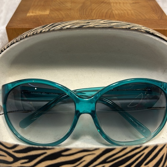 Lacoste sunglasses main image 6